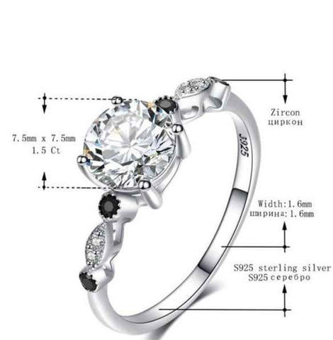 Effortlessly Chic Centre Stone Designed Ring