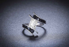 Spiral Black Geometric Stone Ring